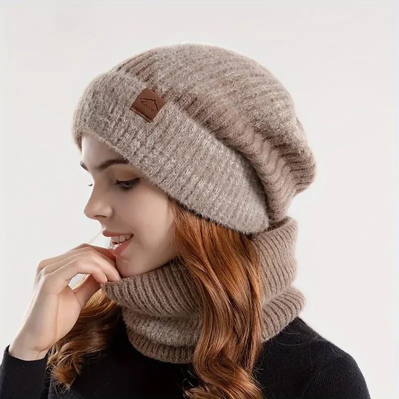  Women's  Two-Piece Knitted Hat Black 