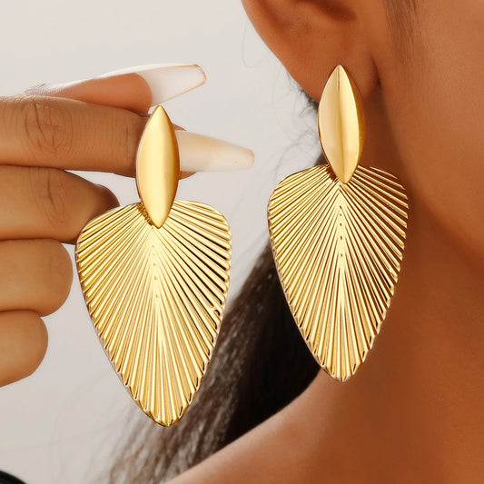  Leaf Pendant womens  Earrings 